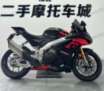 Подержанный мотоцикл Aprilia RSV4 1100 Factory 2024 года, пробег 5100 км, вид сбоку, прозрачный фон